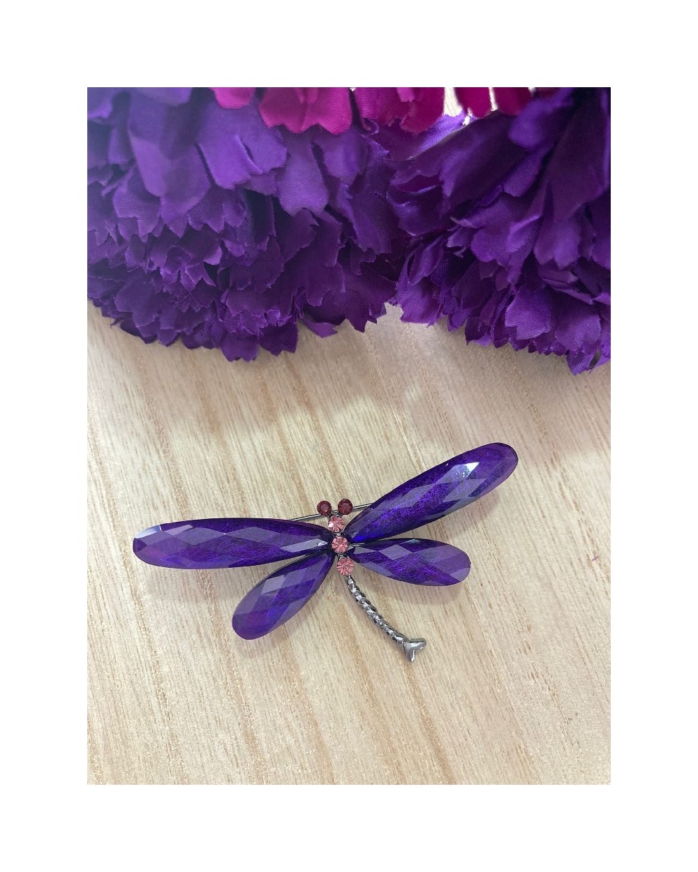 1066 Morado Broche Libelula