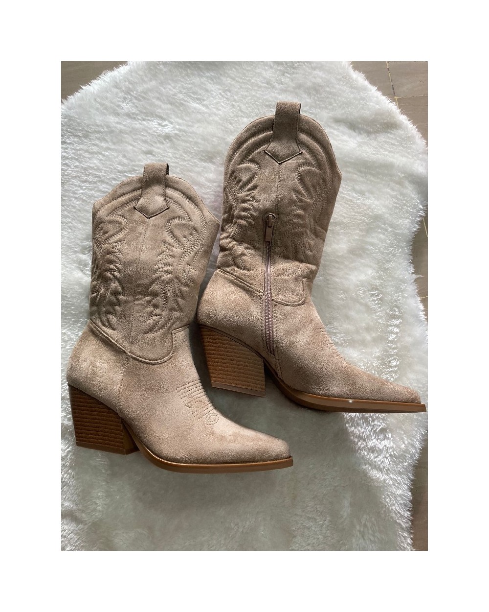 2395 Beige Botas Suede