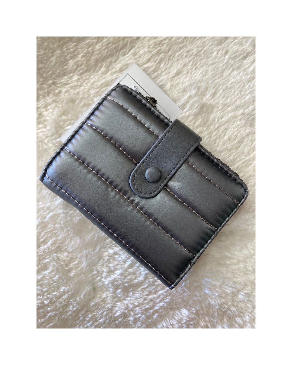 2818 Gris Cartera Elfa