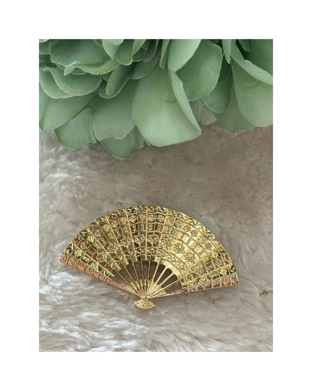 3367 Dorado Broche Abanico Plis