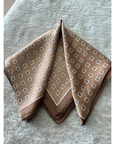 4896 Camel Pañuelo G