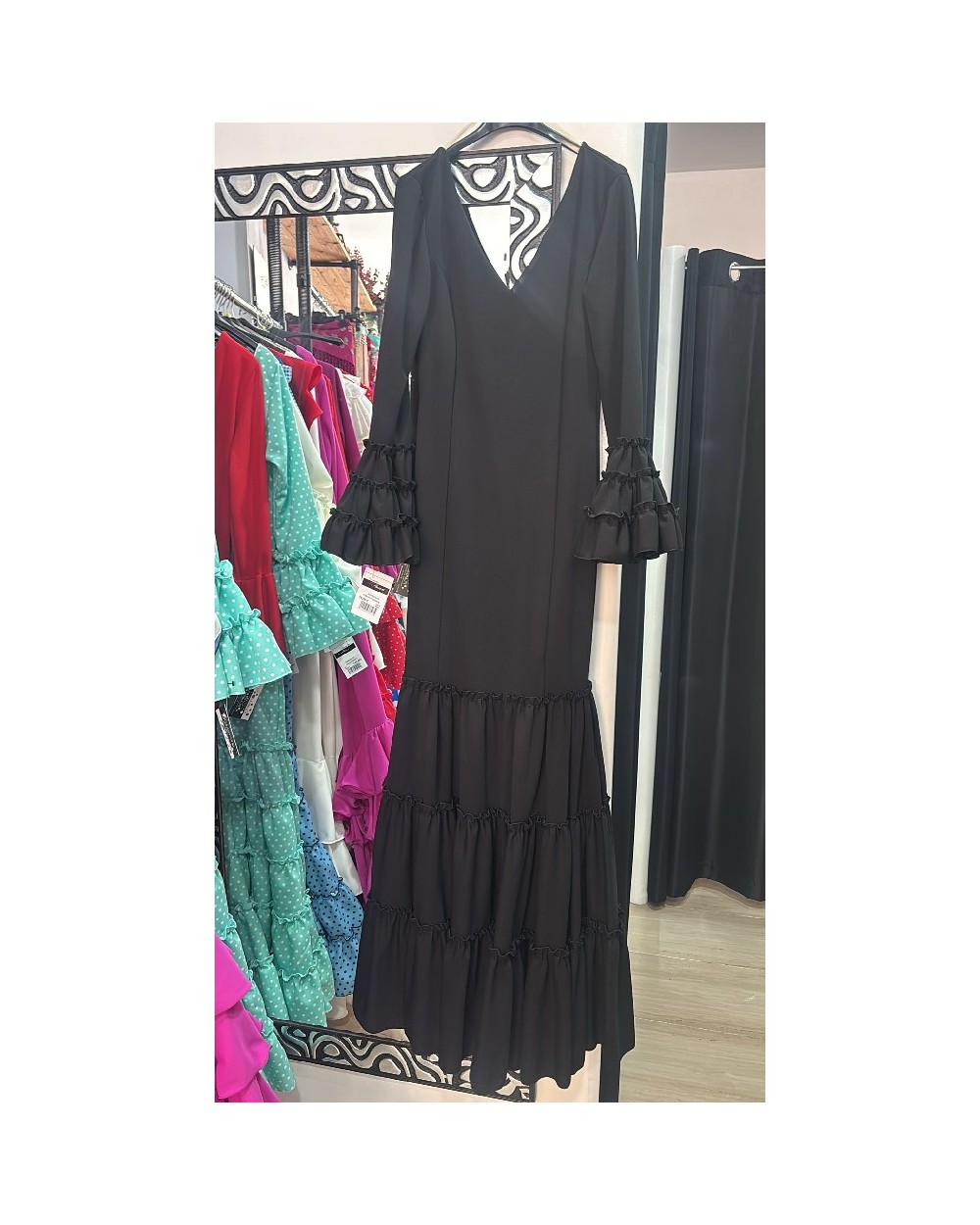 5101 Negro V.Marivi Flamenca