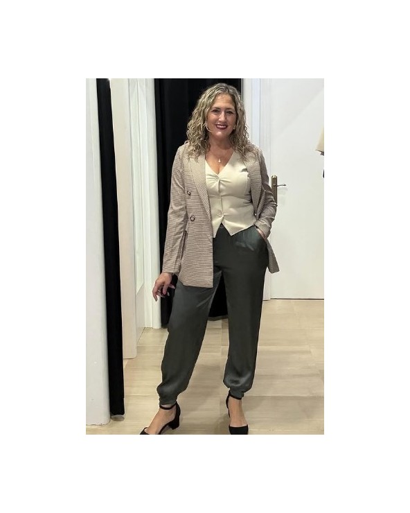 5112 Beige Americana Dragon