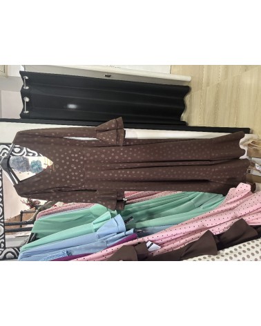 5243  Chocolate Vestido Cortes Flamenca