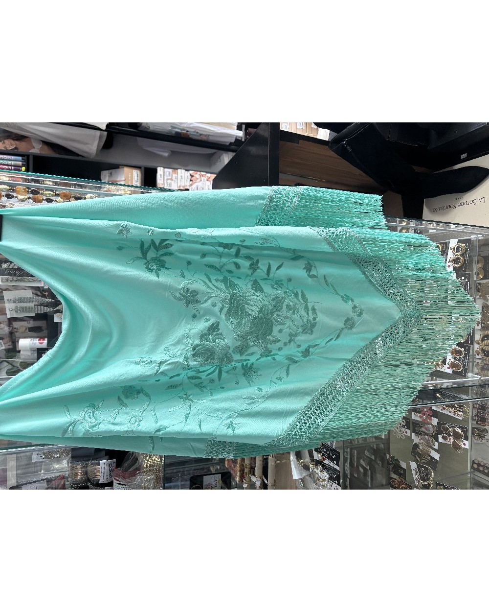 5249 V. Agua Manton Bordado Liso