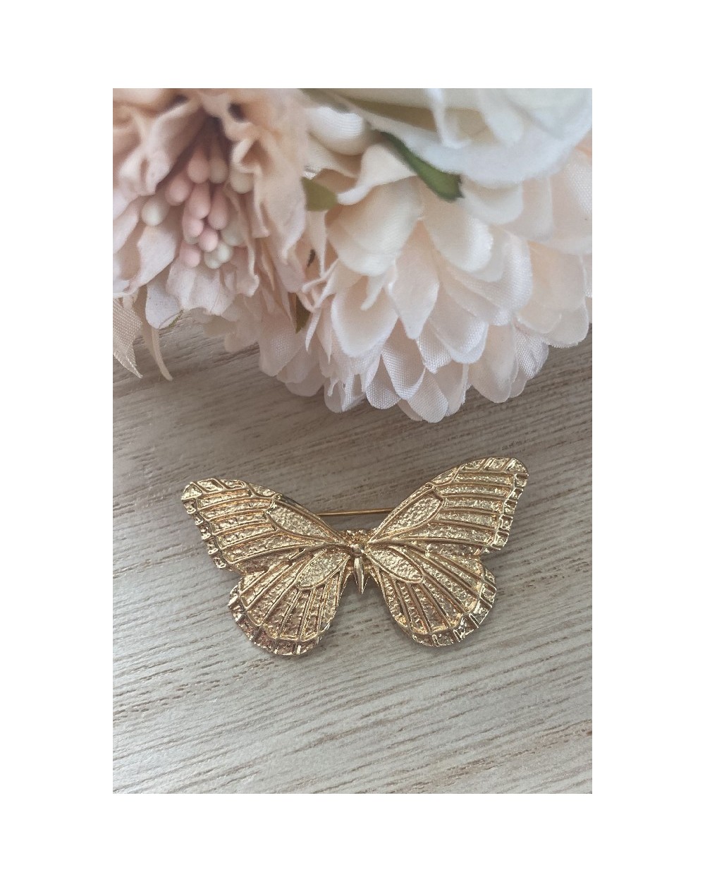 619 Dorado Broche Mariposa P